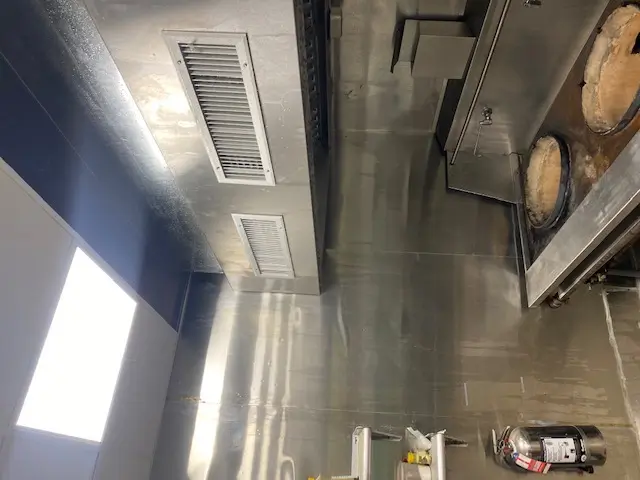 Commercial-Kitchen-Installation-NYC-Restaurant-Exhaust-Ductwork-NYC-1-rotated