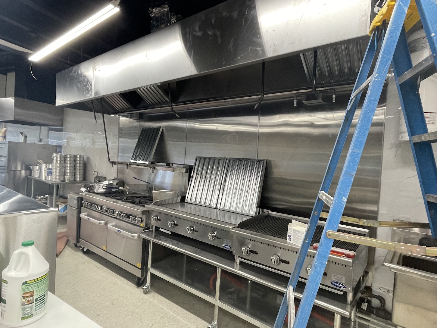 Commercial Kitchen Design & Build Services in NYC?Master Fire Prevention Restaurant Suppression & Ventilation Buildout & Installation 268