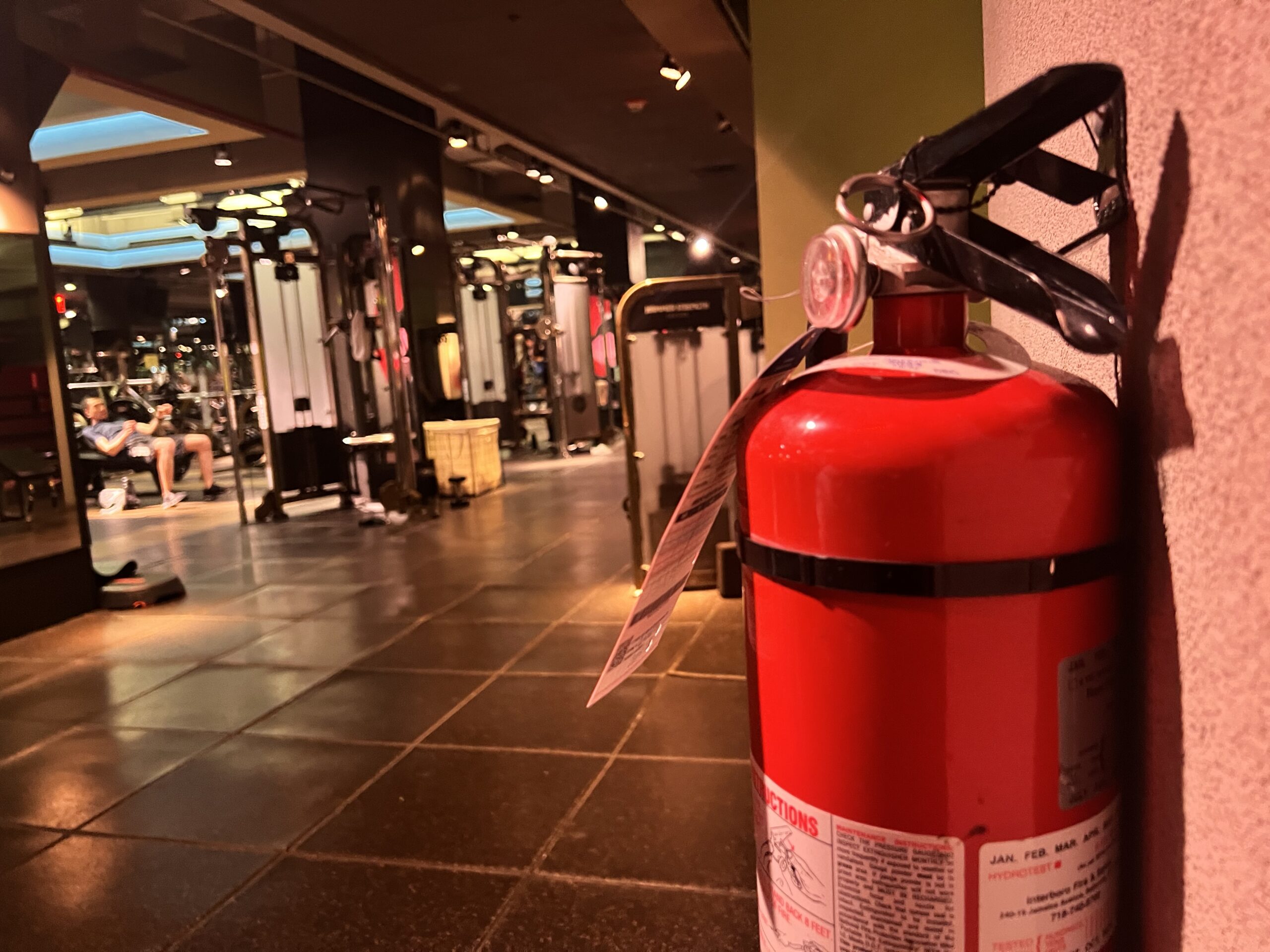 Manhattan NYC Portable Fire Extinguisher Sales & Installation for Gym Church School Health Club 2
