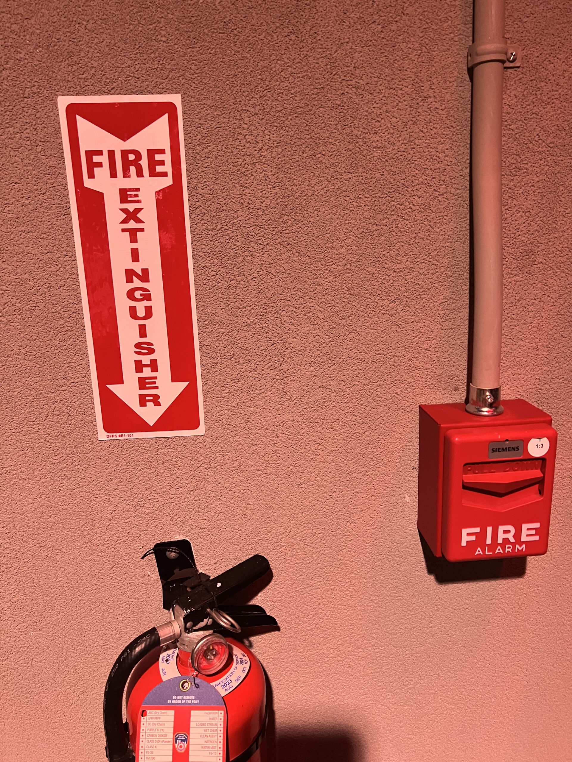 Manhattan NYC Portable Fire Extinguisher Sales & Installation for Gym Church School Health Club 1